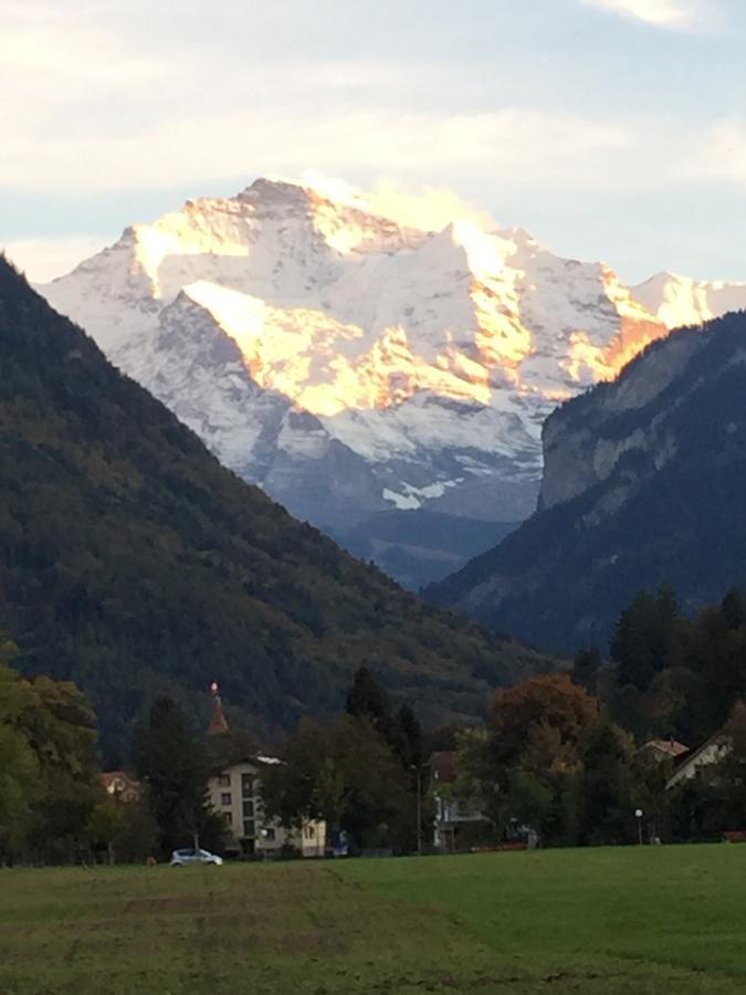 City Center Apartment - Interlaken Bagian luar foto